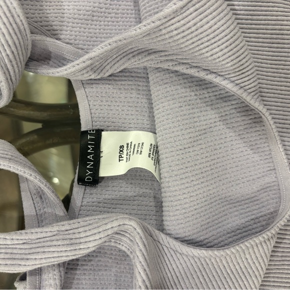 Dynamite ribbed tank - Picture 2 of 2